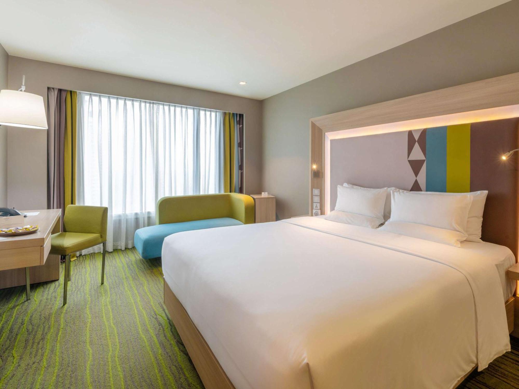 Novotel Manila Araneta City Hotel Quezon City Extérieur photo